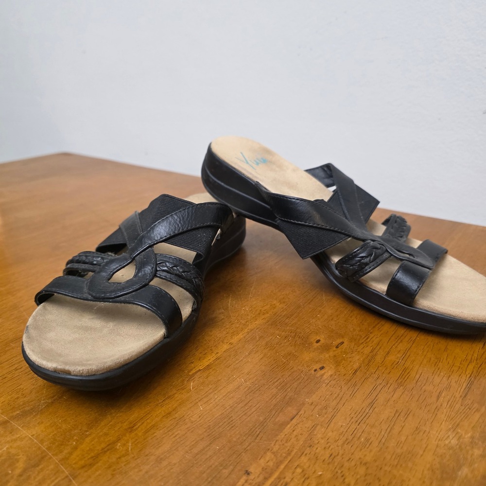 Yuu Women's Black Slide Sandals Elastic Straps Braided Detail Comfort Wedge Sz 9